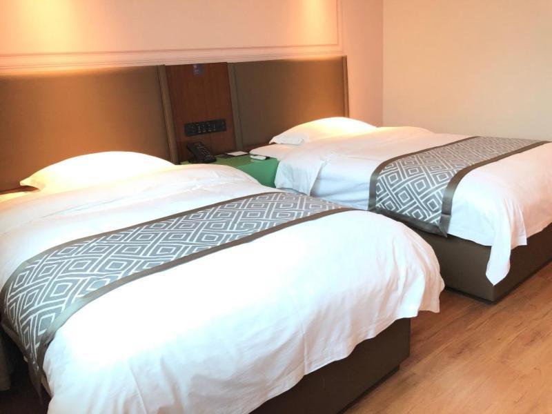 Gma Hotel Shanghai Wuning Road Zhenping Road Metro Station מראה חיצוני תמונה